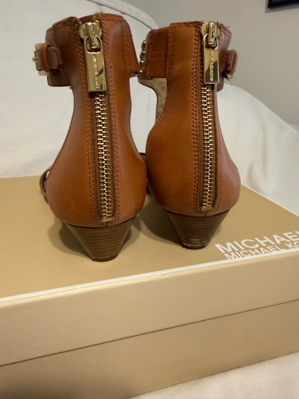 Michael Kors Women's Celena Wedge Leather Brown Sandals Sz 8 - Picture 4 of 6
